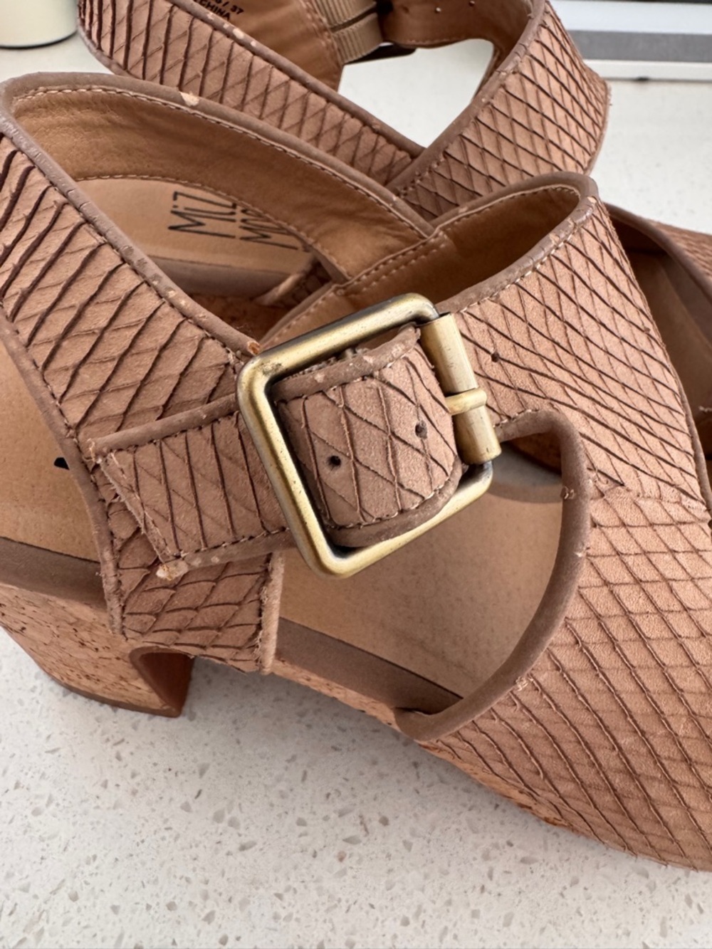 Miz Mooz Cosma Beige/Tan Textured Slingback Sandals Block Heel Sz 6.5 - Picture 16 of 16